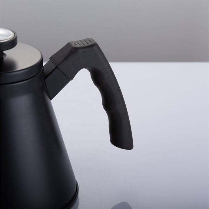 Wooden handle hand-poured coffee pot