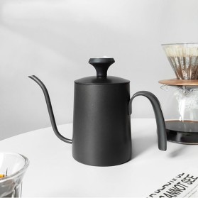 Large capacity coffee pot with temperature display