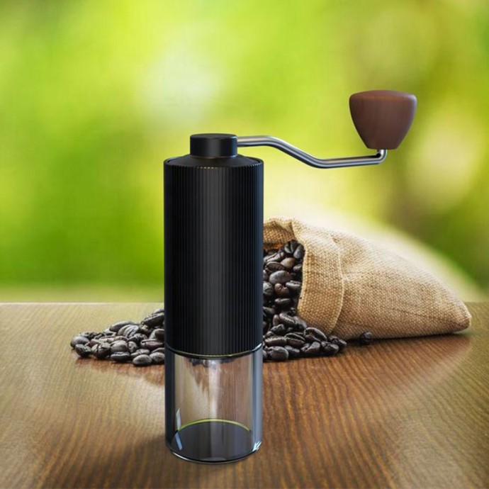 Sturdy and durable manual coffee grinder