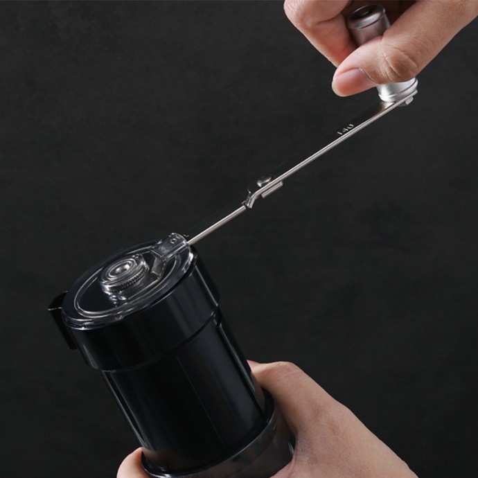 Minimalist portable manual coffee grinder