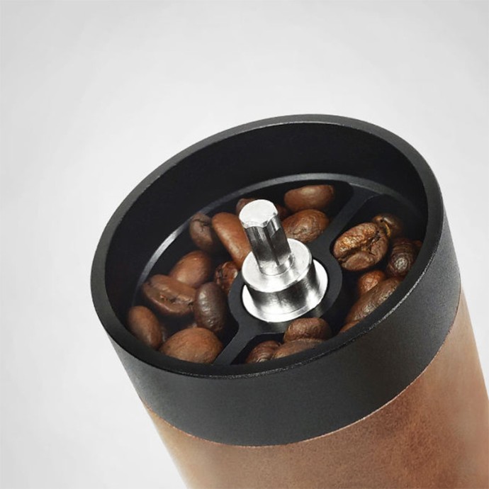 Large-capacity manual coffee grinder