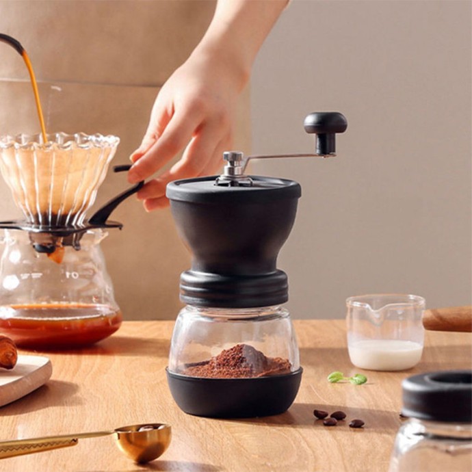 Retro durable manual coffee grinder