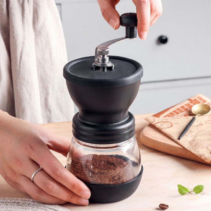 Retro durable manual coffee grinder