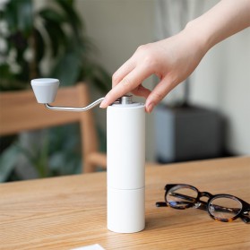 Sturdy and durable aluminum alloy coffee grinder