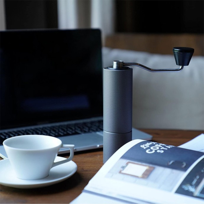 Durable aluminum alloy manual coffee grinder