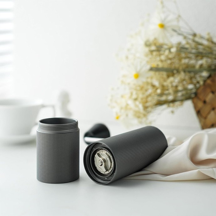 Durable aluminum alloy manual coffee grinder